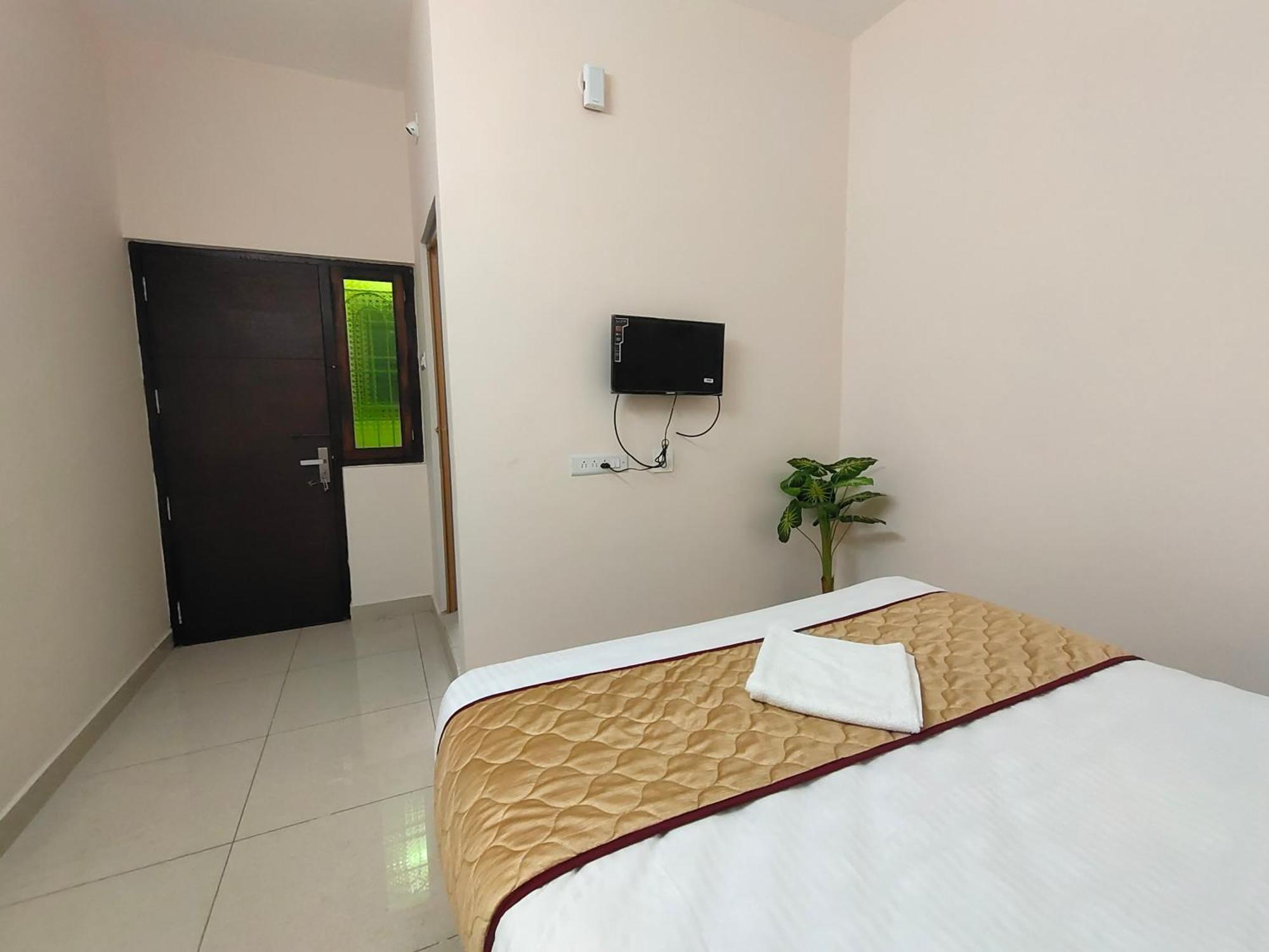 Le Township Residency Hotell Pondicherry Exteriör bild
